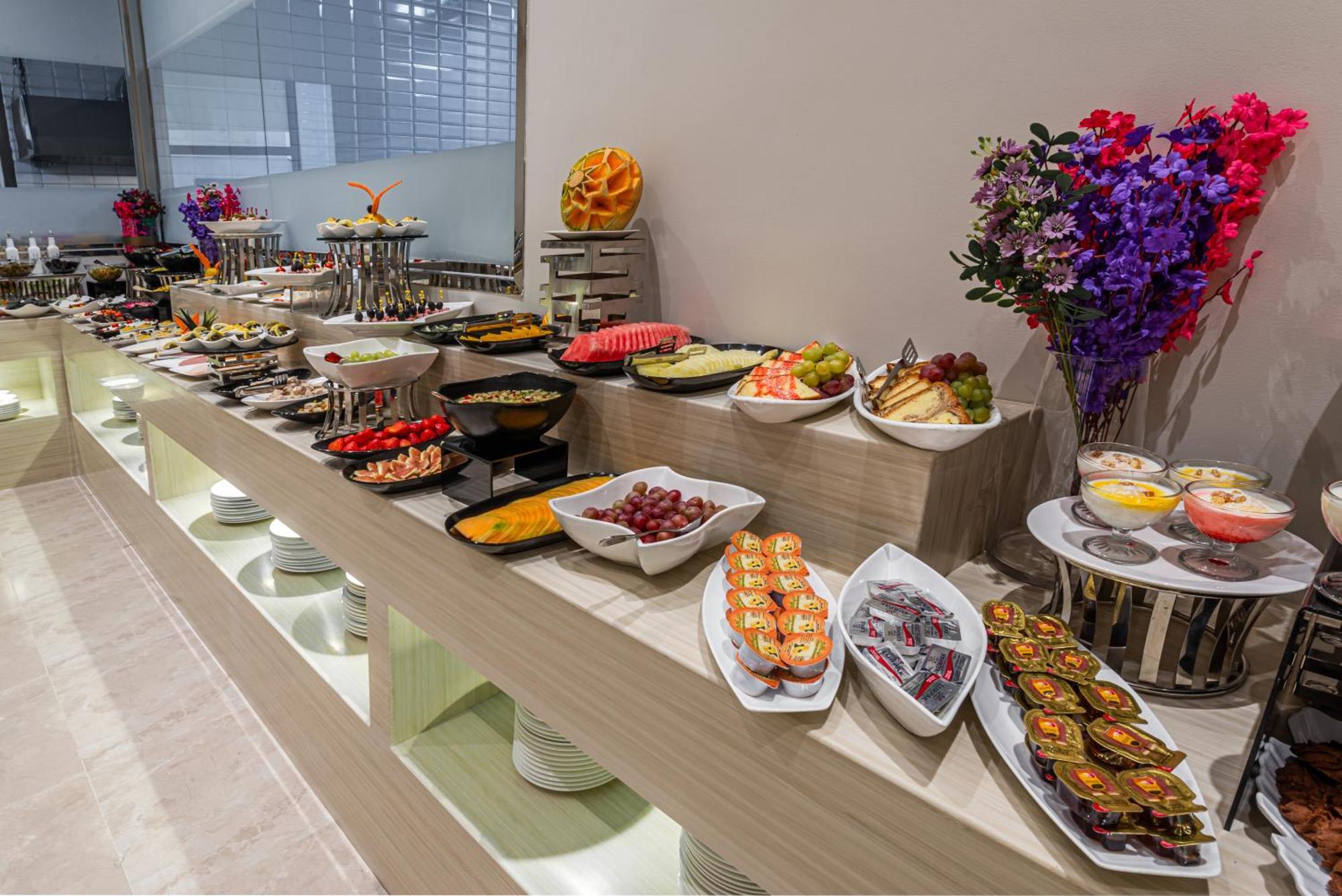Voyage Hotel & Suites Riyadh Ngoại thất bức ảnh