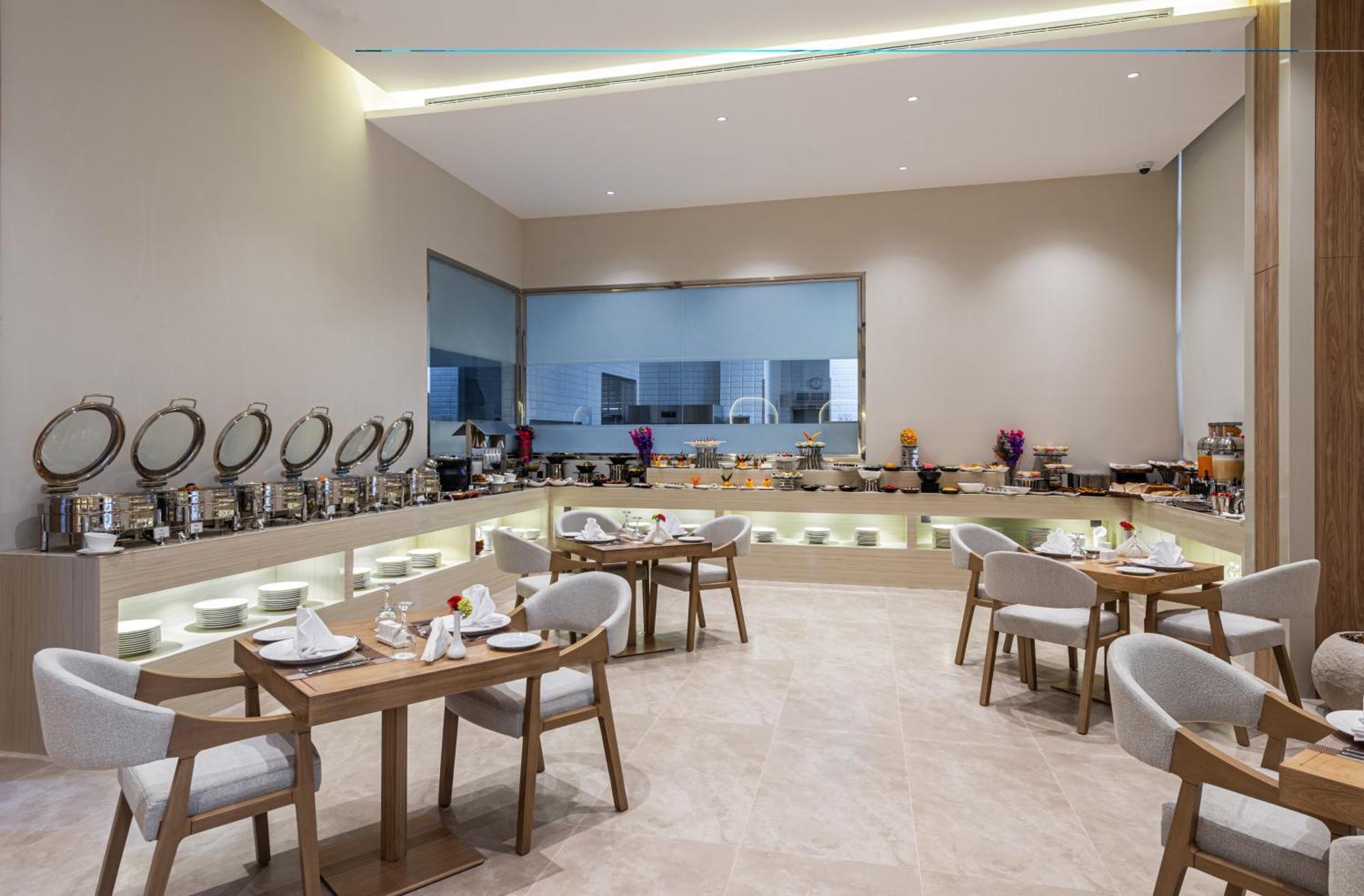 Voyage Hotel & Suites Riyadh Ngoại thất bức ảnh