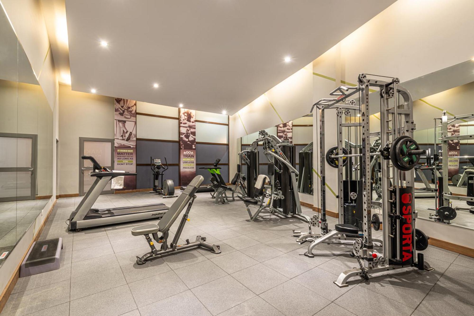 Voyage Hotel & Suites Riyadh Ngoại thất bức ảnh